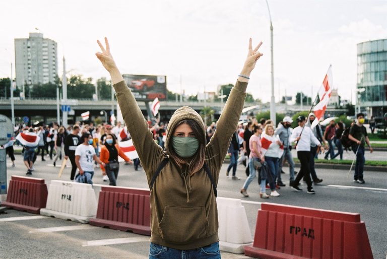 Belarus_protests_in_Minsk_000067_(50521056683)